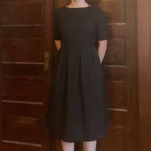 Minimalist Black Midi Dress